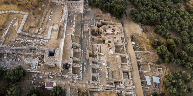 Metropolis Antik Kenti kazılarında birbiriyle bağlantılı dört sarnıç bulundu