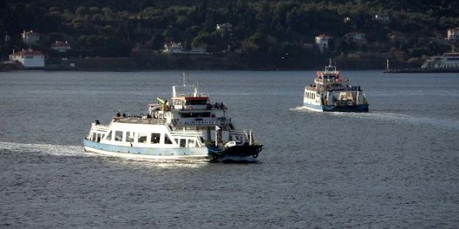 Gökçeada ve Bozcaada'ya yarınki bazı feribot seferleri iptal edildi