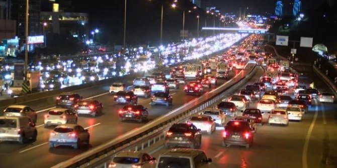 İstanbul'da trafik yoğunluğu yüzde 71'e ulaştı
