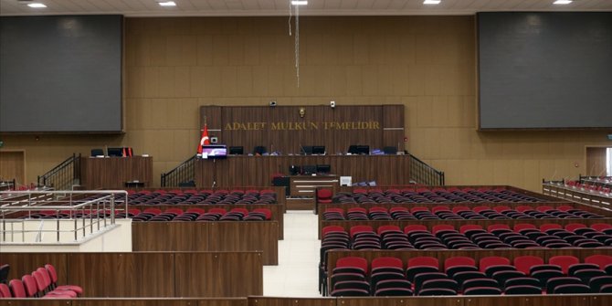 Selvi Boylum Al Yazmalım filminin 'Sevgi emektir' mottosuna ilişkin dava yeniden görülecek