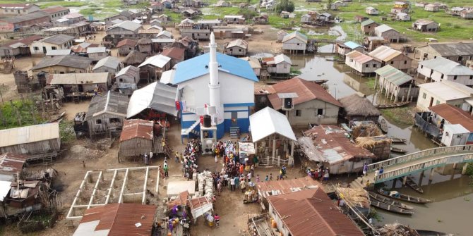 Cansuyu Benin’de Külliye açtı