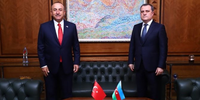 Dışişleri Bakanı Çavuşoğlu, Azerbaycanlı mevkidaşı Bayramov'la görüştü