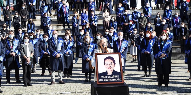 Öldürülen Dr. Öğretim Üyesi Aylin Sözer için tören düzenlendi