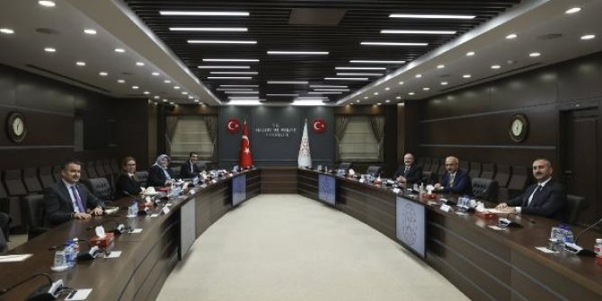 Bakan Elvan, 5 bakan ile toplantı yaptı