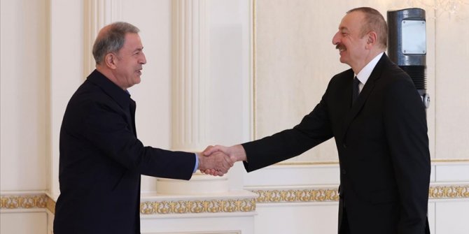 Bakan Akar ve TSK komuta kademesi Azerbaycan Cumhurbaşkanı Aliyev tarafından kabul edildi