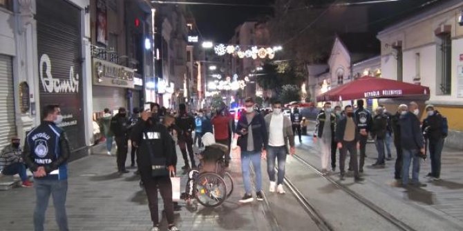 İstiklal Caddesi kısıtlama öncesi boşaltıldı