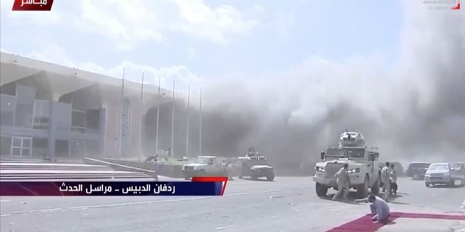 Yemen hükümeti Aden Havalimanı saldırısıyla ilgili bir dosya hazırlayıp BM'ye sunma kararı aldı