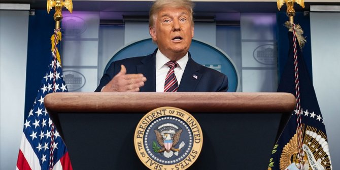 Trump çalışma ve göçmen vizelilerin girişinin askıya alınması uygulamasını 31 Mart'a uzattı