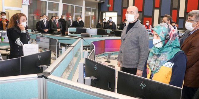 İçişleri Bakanı Süleyman Soylu Van'da sağlık çalışanlarının yeni yılını kutladı