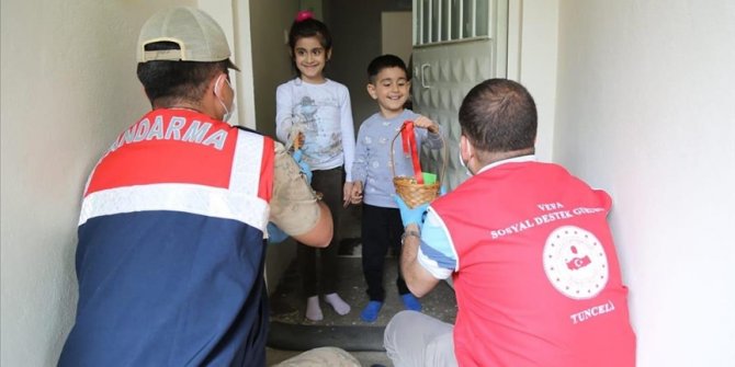 Vefa sosyal destek grupları vatandaştan geçer not aldı