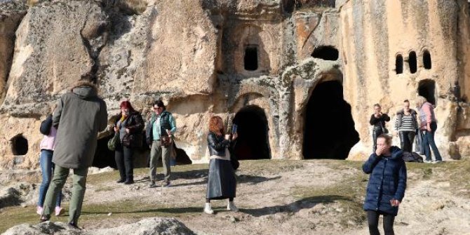 Turistler, Afyonkarahisar'ın tarihi Frigya bölgesine hayran kaldı