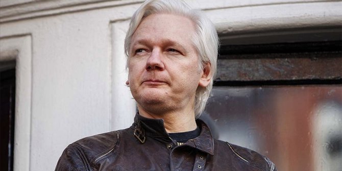 ABD'nin katliamlarını ortaya çıkaran Assange'ın iadesi davasında karar günü