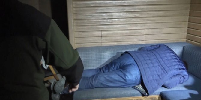 Kumar baskınında eski milli boksörle birlikte 8 kişiye toplam 84 bin lira ceza