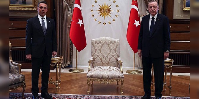 Cumhurbaşkanı Erdoğan, Fenerbahçe Spor Kulübü Başkanı Koç'u kabul etti