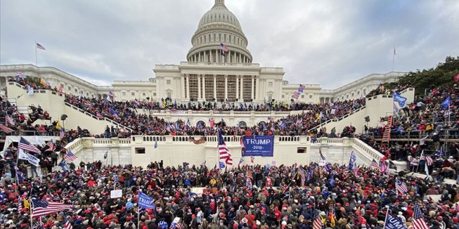 ABD Savunma Bakan Vekili Miller Washington'daki şiddet olaylarını kınadı