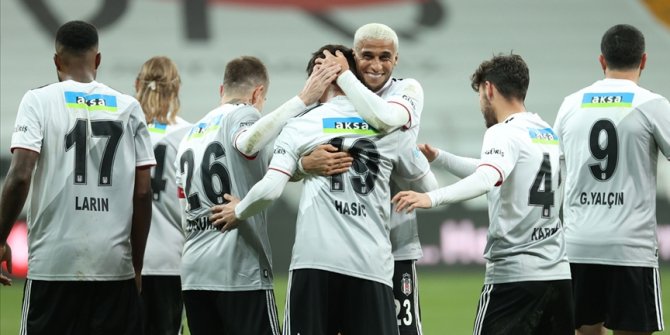 Beşiktaş, şampiyon olduğu 2015-2016 sezonundaki gol performansını tekrarladı