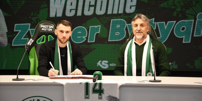 Konyaspor, Zymer Bytyqi'yi transfer etti