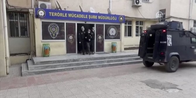 Sultanahmet ve Suruç saldırılarında kullanılan patlayıcıları temin eden terörist yakalandı