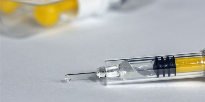 AB Valneva ile aşı alımı için ön görüşmeleri tamamladı