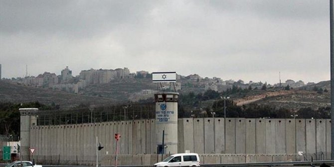 Hamas: İsrail hapishanelerindeki Filistinli mahkumlar Kovid-19'dan dolayı büyük tehlike altında