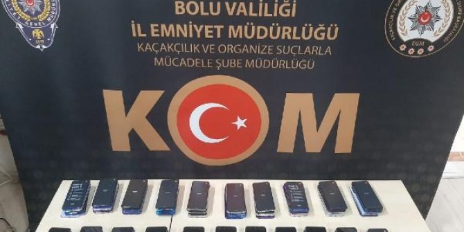 Bolu'da 334 bin TL değerinde gümrük kaçağı telefon ele geçirildi