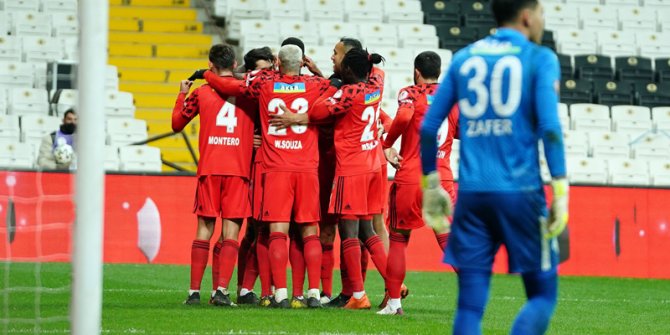 Beşiktaş, Türkiye Kupası'nda tek golle turladı