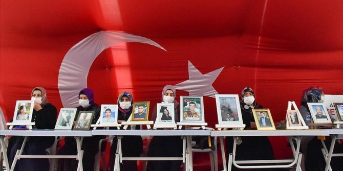 Diyarbakır anneleri 500 gündür evlatları için nöbette