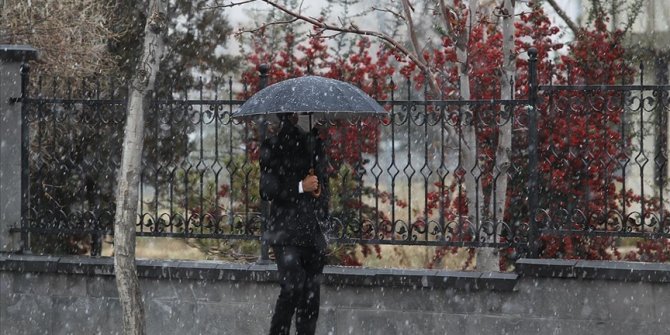 Doğu Anadolu'da 4 il için fırtına ve yağış uyarısı