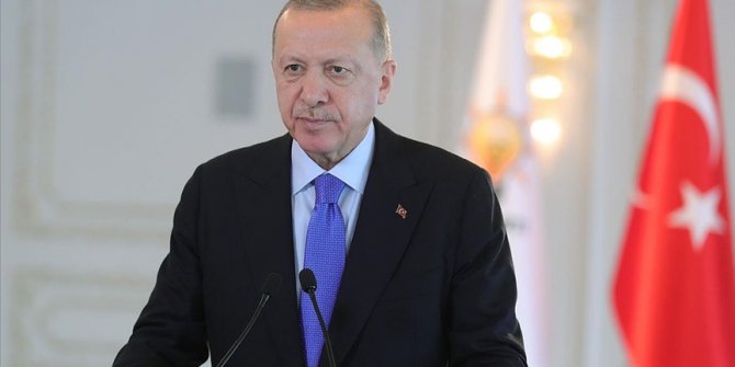 Cumhurbaşkanı Erdoğan: Ülkemizin ve milletimizin geleceği için vizyonu, hedefleri, projesi olan tek parti biziz