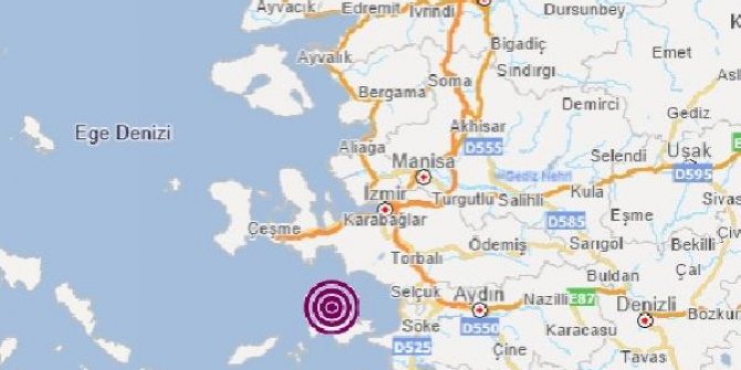 İzmir'de gece saatlerinde deprem paniği