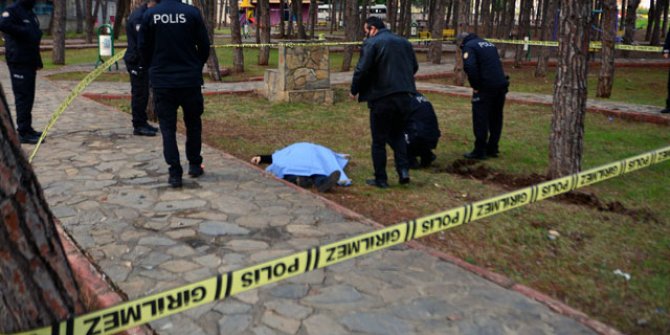 Parkta cesedi bulunan kişi, 200 bin liralık borç nedeniyle öldürülmüş