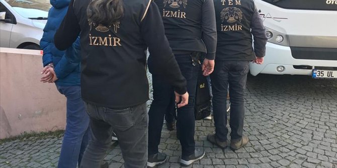 FETÖ'nün TSK yapılanmasına yönelik İzmir merkezli operasyonda tutuklu sayısı 65'e yükseldi