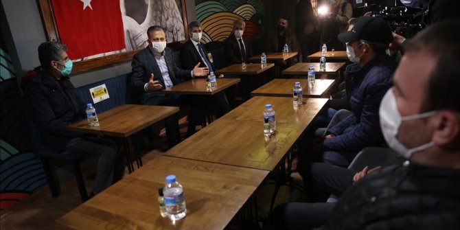 Otellerde misafir edilen evsizlere sağlık sigortası da yapılıyor