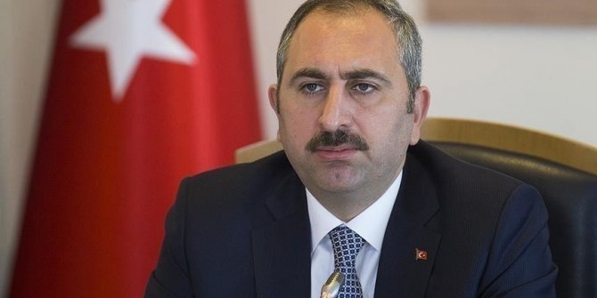 Bakan Gül: Anayasa Mahkemesinin kararları bağlayıcıdır