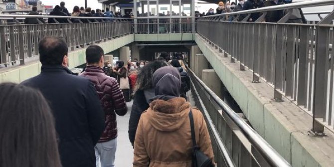 Kısıtlama öncesi metrobüs yoğunluğu