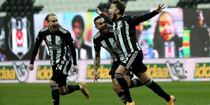 Beşiktaş Süper Lig'in ilk yarısını lider tamamladı