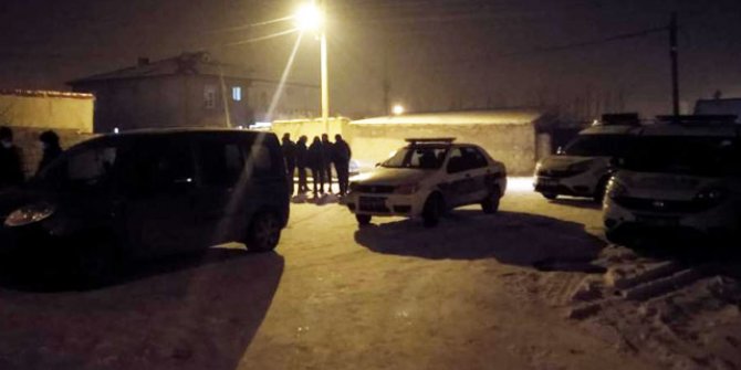 Camı kırarak girdiği evde, boşanma aşamasındaki eşini öldürdü