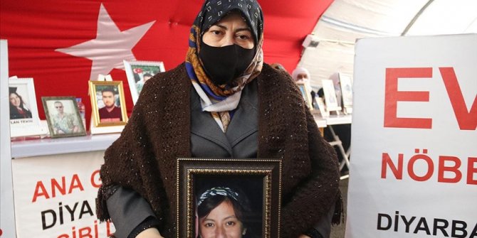 Diyarbakır annelerinin oturma eylemine bir aile daha katıldı