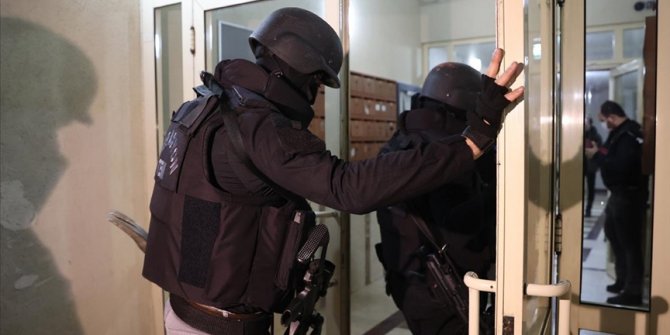 İstanbul'da terör örgütü DEAŞ'a yönelik operasyonda 9 şüpheli yakalandı
