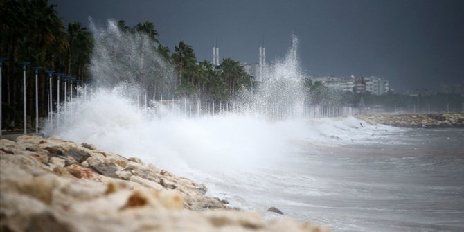 Meteorolojiden Doğu Akdeniz için fırtına uyarısı