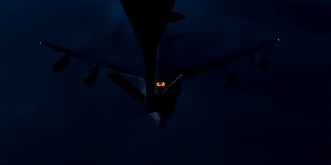 Türk Hava Kuvvetleri, NATO uçağına ilk kez gece görevinde havada yakıt ikmali yaptı