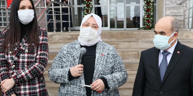 Bakan Selçuk, Engelsiz Yaşam Merkezi'nin açılışında konuştu: Türkiye'deki tüm engellilerimize sahip çıkmayı önemsiyoruz