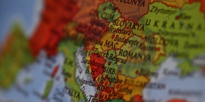 Frontex Macaristan'daki operasyonlarını durdurdu