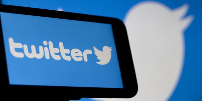 Twitter, İslam karşıtı kampanya başlatan İspanya'daki aşırı sağcı Vox partisinin hesabını kapattı