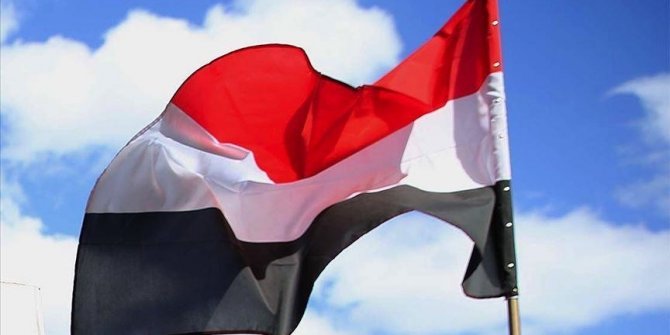 Yemen'de 55 milletvekili hükümet programının görüşülmesi için Meclisin toplanması çağrısında bulundu