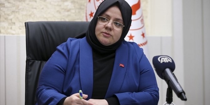 Bakan Zehra Zümrüt Selçuk: 700 bini aşkın kamu işçimizin ilave tediyeleri bugün hesaplara yatırılıyor