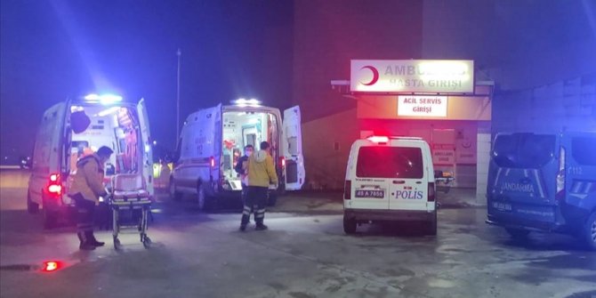 Manisa'da silahlı saldırı sonucu 3 polis yaralandı