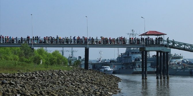 Bangladeş, Arakanlı Müslümanların üçüncü grubunu Bhasan Char Adası'na gönderdi