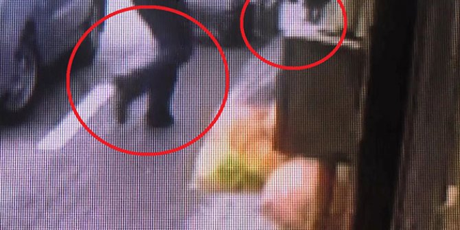 Husumetlisine silahlı saldırı düzenledi, komşu iş yeri sahibini de vurdu 