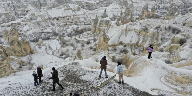 Kapadokya’da 'kar beyaz' güzellik